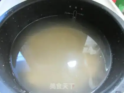 Make Bones and rice congee step 2