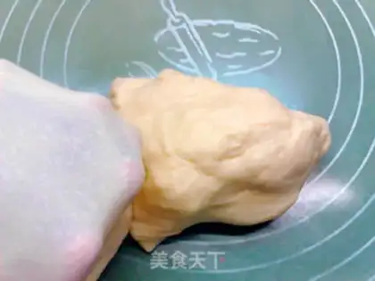 Make A wide-range duck sausage roll step 6