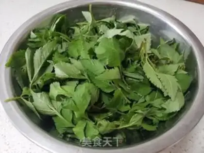 Make A cold, gray needle step 0