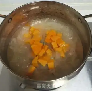 Make Pumpkin silver ears step 4