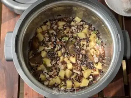 Make Tasty groceries and chicken leg rice step 2