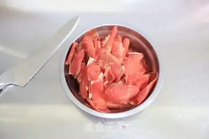Make Smoky, greasy beef step 1