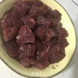 Make Garlic beef step 1
