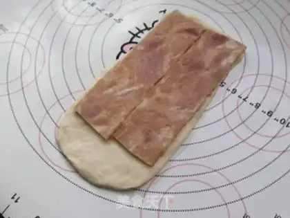 Make Bacon boat rolls step 3