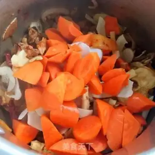 Make Crocodile carrots step 7