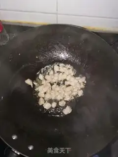 Make Garlic fried chicken step 1