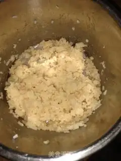 Make Gold ham and egg fried rice step 2