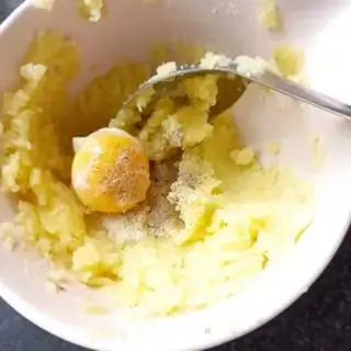 Make Bacon mashed potatoes step 3