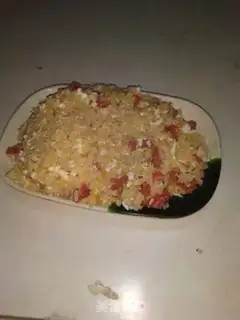 Make Gold ham and egg fried rice step 6