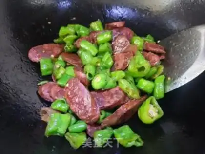 Make Pry pepper fried sausage step 4