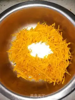Make Pumpkin eggcake step 2