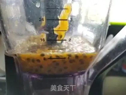 Make A bee of vanilla fruit step 2