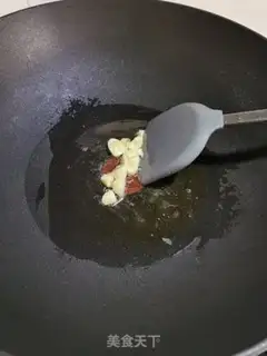 Make Pelican mustard step 1