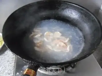 Make Liang Moo-mu-mui-shrimp step 6