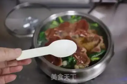 Make Pelican beef spinach fan step 6