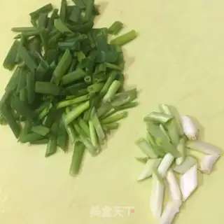 Make Gold pins, tofu soup step 2