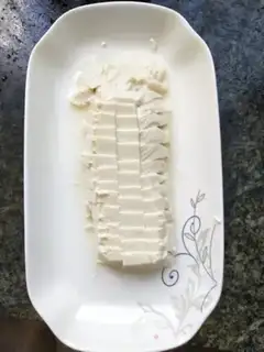 Make Eggs and tofu step 1