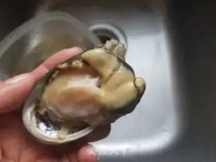 Make Garlic abalone step 1