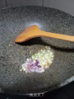 Make Shrimp pasta step 1