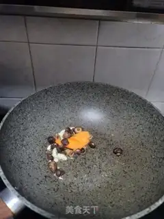Make The mushrooms, the pastries step 1