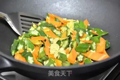 Make Eggs and aces step 7