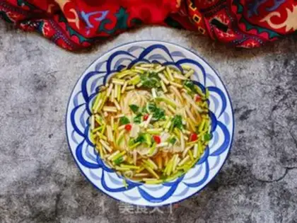 Make Spicy noodles for garlic shrimp step 9