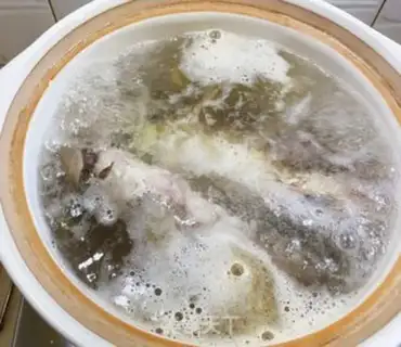 Make Noodle soup step 2