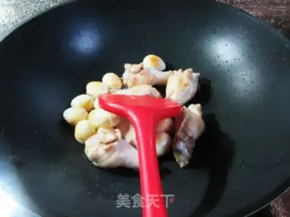 Make The chicken wings of quail eggs step 1