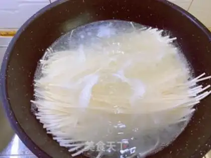Make Noodle soup step 5