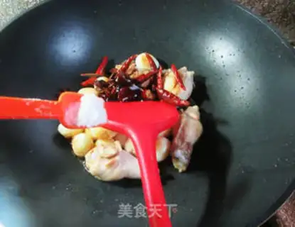 Make The chicken wings of quail eggs step 5