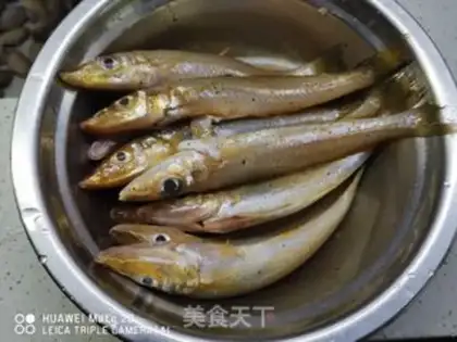 Make Fried sardines step 0