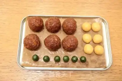 Make pineapple mooncake step 4