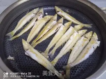 Make Fried sardines step 2
