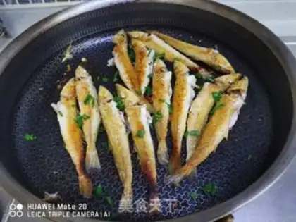 Make Fried sardines step 3