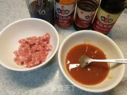 Make Burn the pork and eggplant step 2