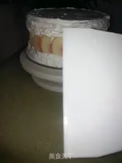 Make The fault is covered with honey cake step 14