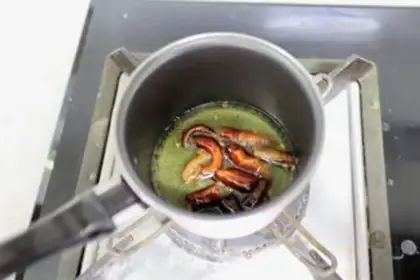 Make Spicy silver spinach step 9