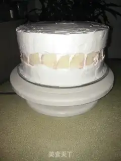 Make The fault is covered with honey cake step 15