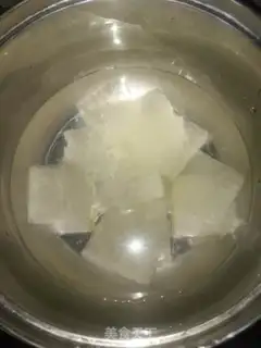 Make Poonmelon sea soup step 2