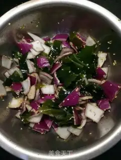 Make Wearing onions with nepotism step 3