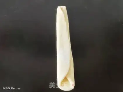 Make Coconut roll step 4
