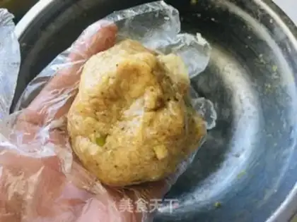 Make Spicy meatball soup step 0