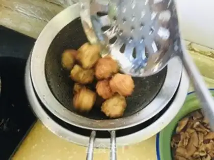Make Spicy meatball soup step 2