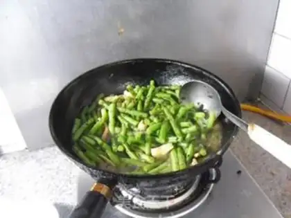 Make Chicken willows and beans step 8