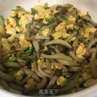 Make Egg fried crab mushrooms step 6