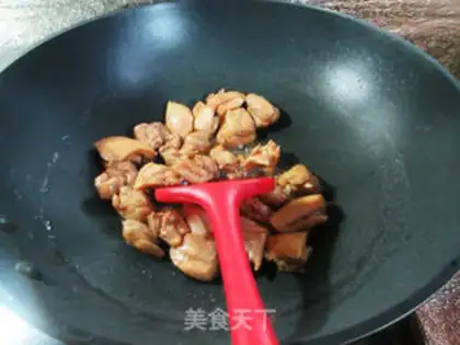 Make Black-mucked chicken-legged meat step 8