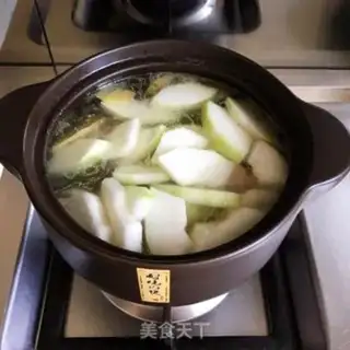 Make Pork fan broth step 3
