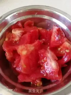 Make Tomato meatball noodles step 0