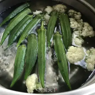Make Juicy three colored vegetables step 4