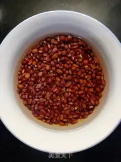 Make Red dates and soy sauce step 1